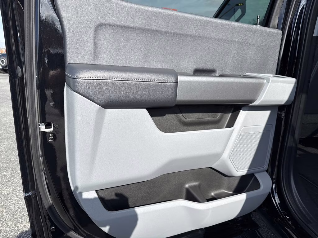 2026 Agate Black Metallic Ford Super Duty F-250 SRW XL 4X4 Truck