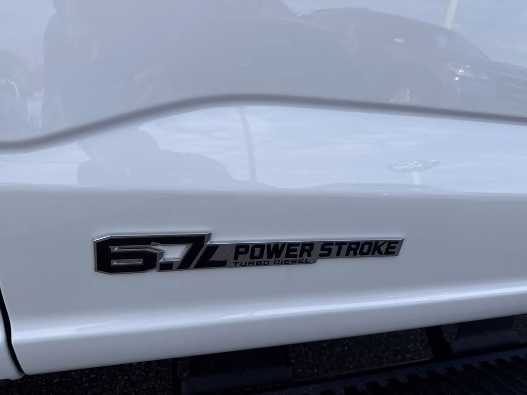 2026 Oxford White Ford Super Duty F-250 SRW XL 4X4 Truck