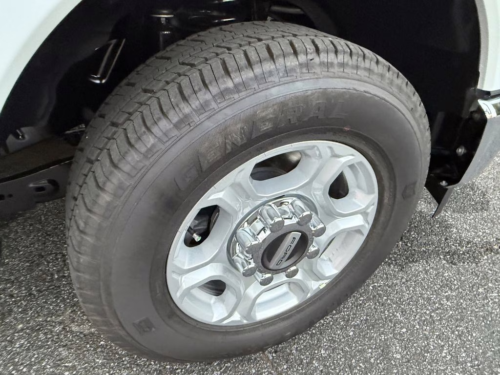 2026 Oxford White Ford Super Duty F-350 SRW XL RWD Truck