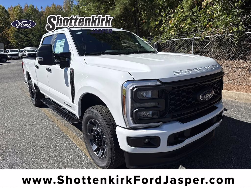 2026 Oxford White Ford Super Duty F-350 SRW XL 4X4 Truck