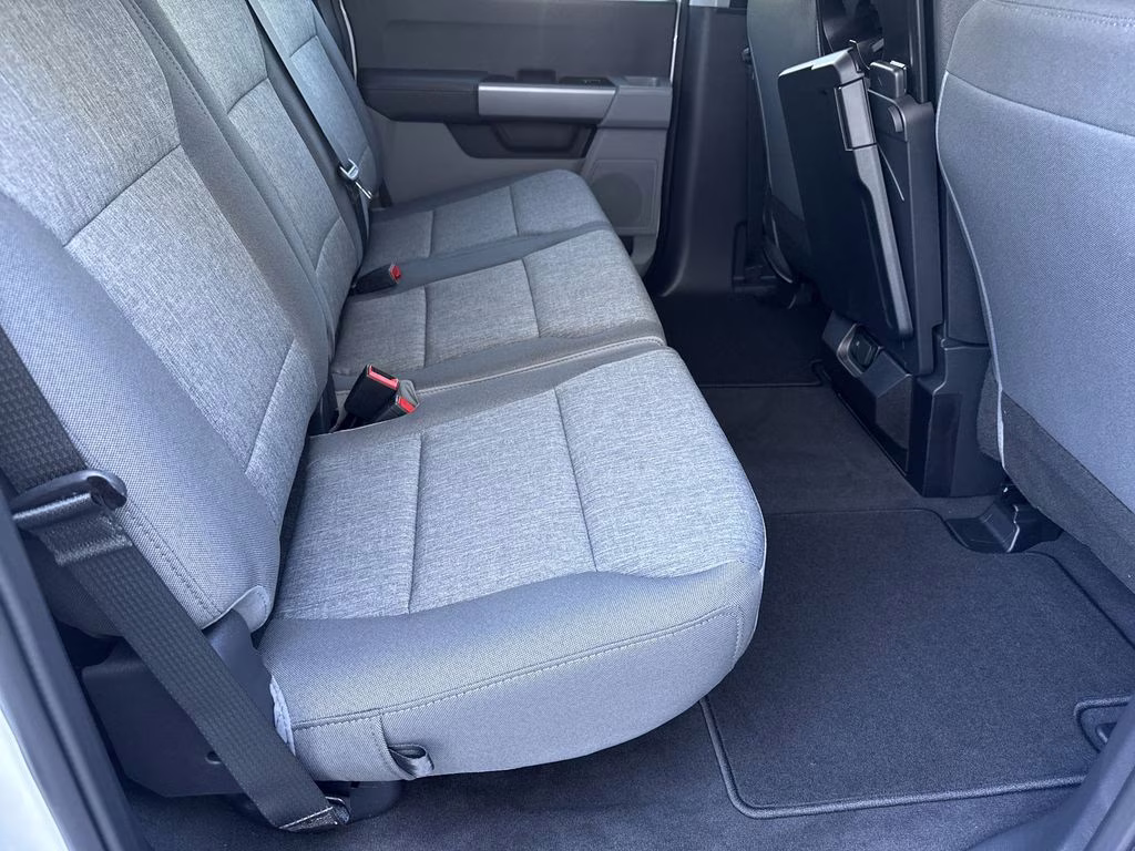 2026 Oxford White Ford Super Duty F-350 SRW XL 4X4 Truck