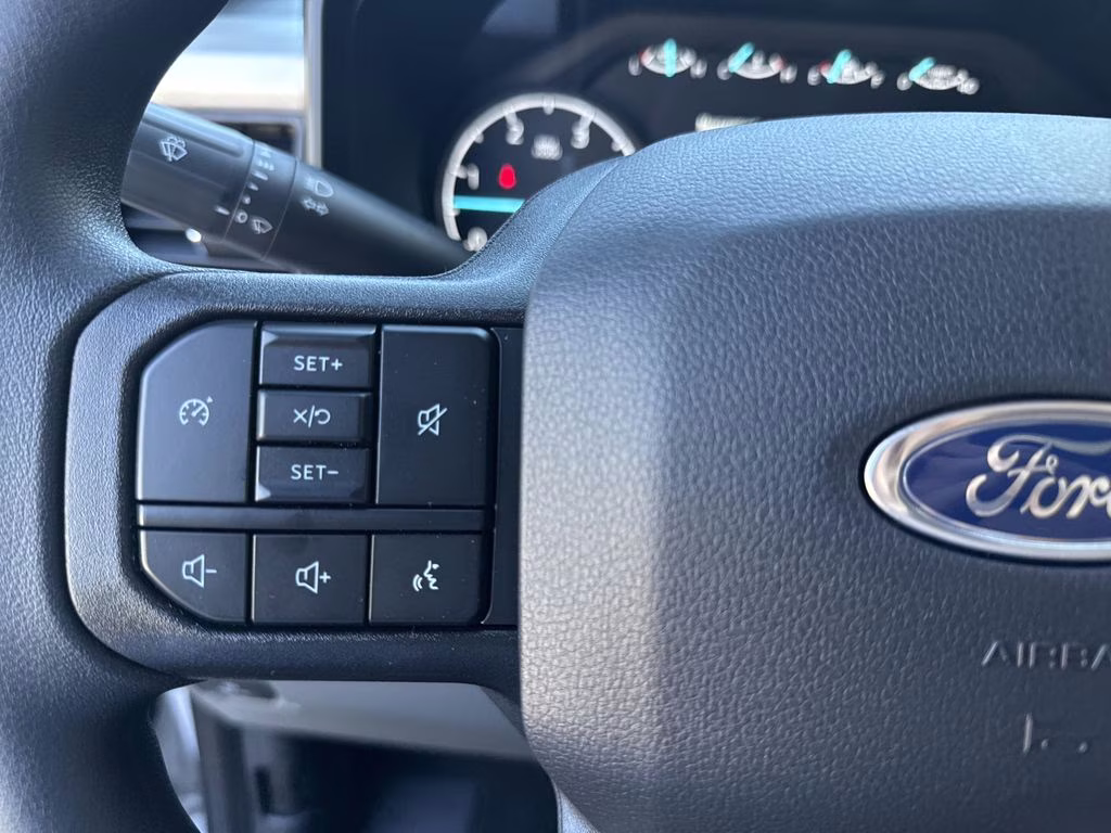 2026 Oxford White Ford Super Duty F-350 SRW XL 4X4 Truck