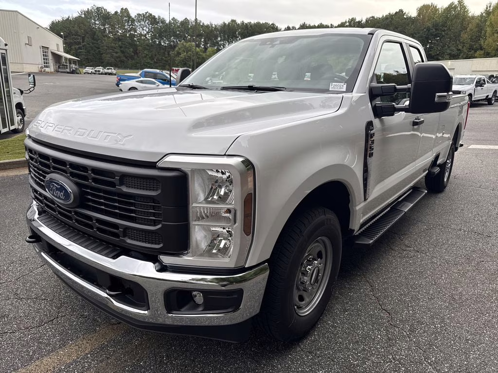 2026 Oxford White Ford Super Duty F-350 SRW XL RWD Truck