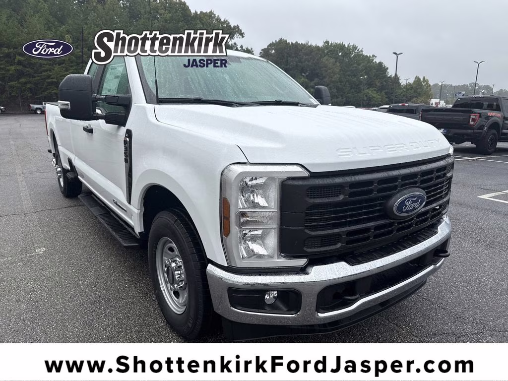 2026 Oxford White Ford Super Duty F-350 SRW XL RWD Truck