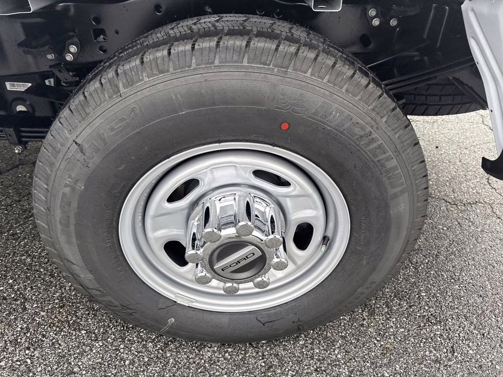 2026 Oxford White Ford Super Duty F-350 SRW XL RWD Truck