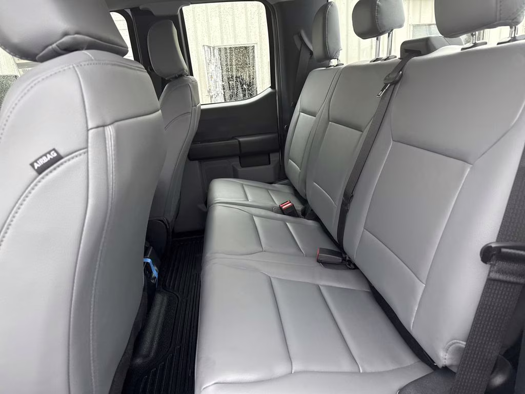 2026 Oxford White Ford Super Duty F-350 SRW XL RWD Truck