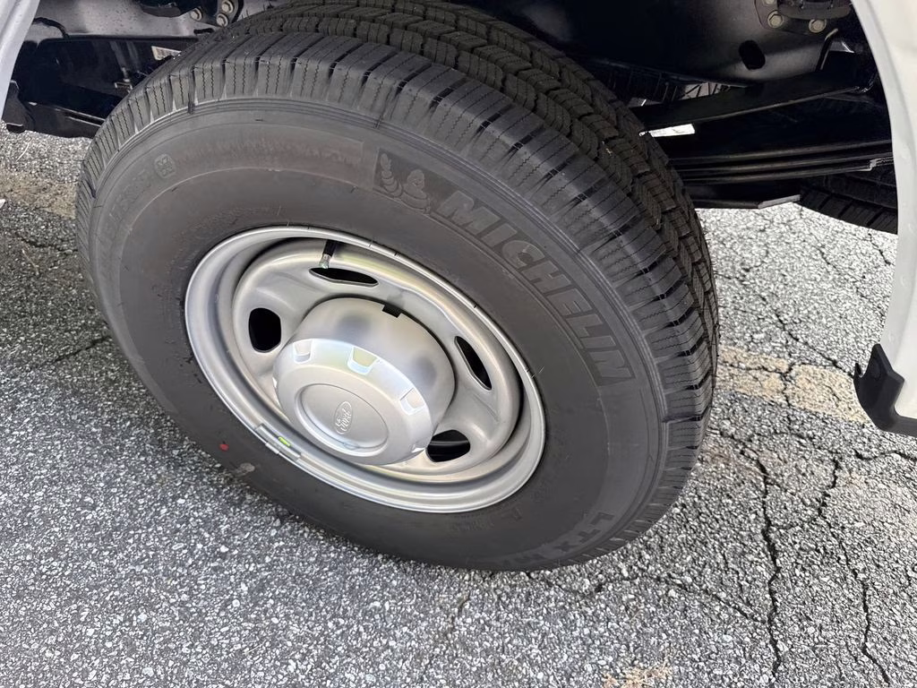 2026 Oxford White Ford Super Duty F-350 SRW XL RWD Truck