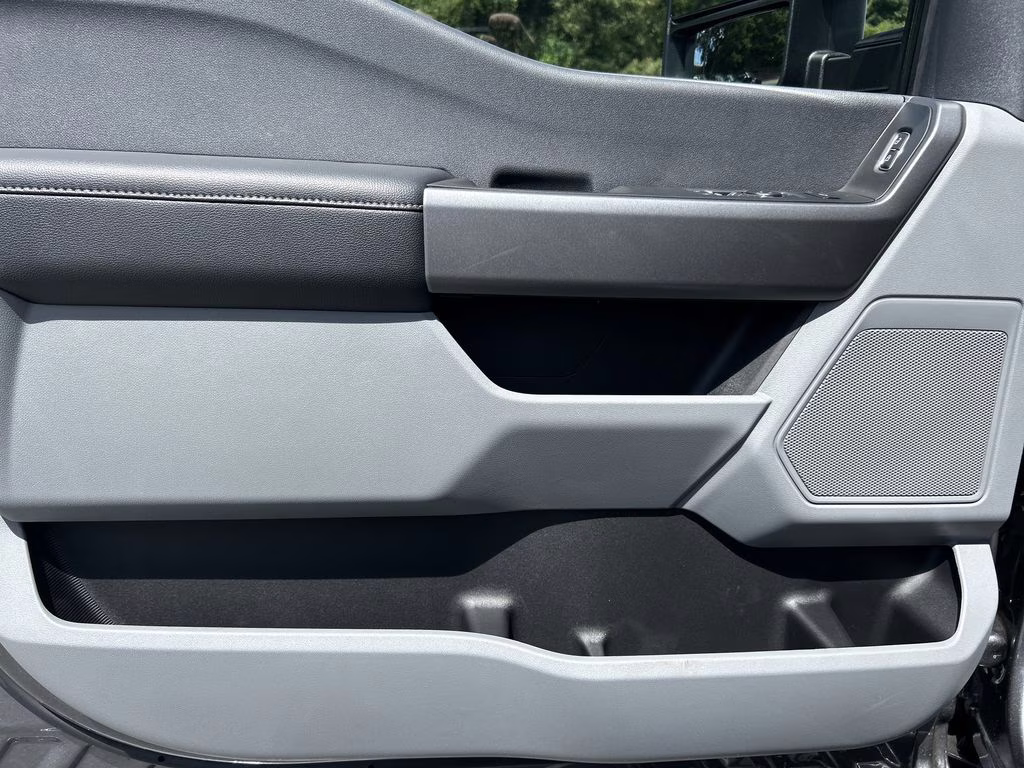 2026 Carbonized Gray Metallic Ford Super Duty F-250 SRW XLT RWD Truck