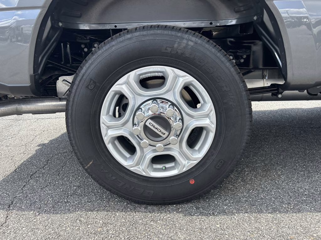 2026 Carbonized Gray Metallic Ford Super Duty F-250 SRW XLT RWD Truck