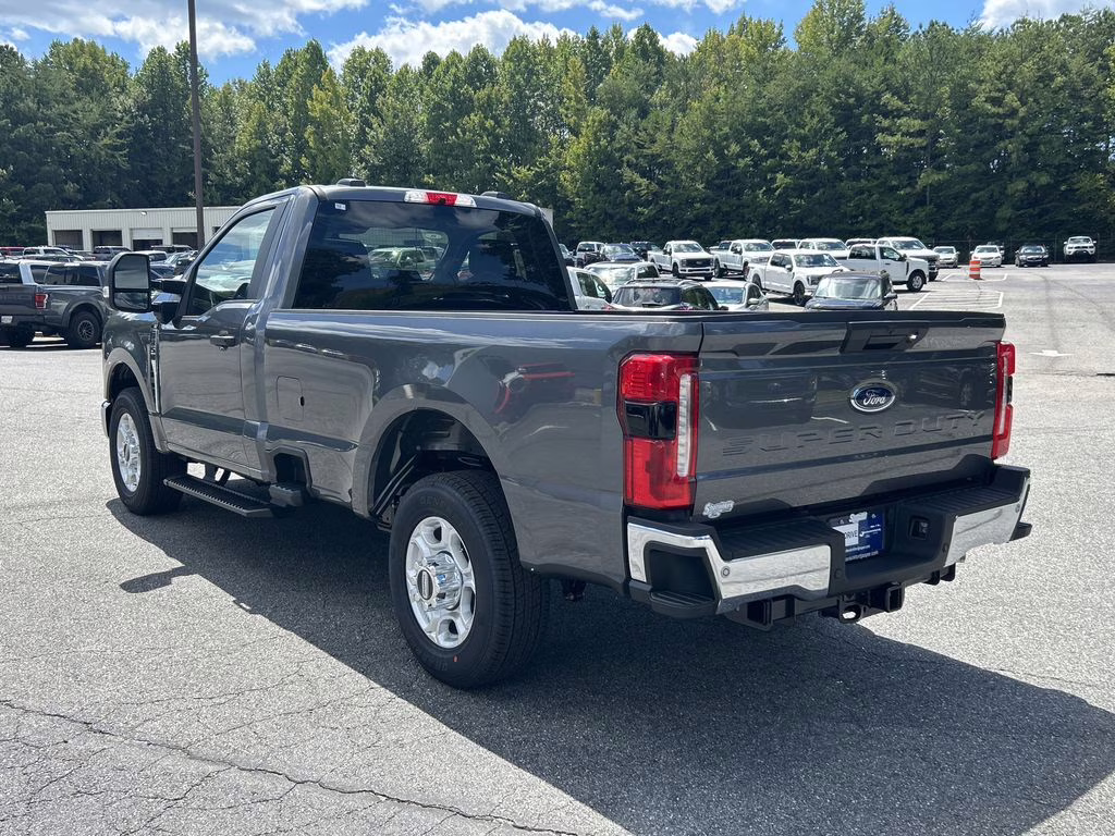 2026 Carbonized Gray Metallic Ford Super Duty F-250 SRW XLT RWD Truck