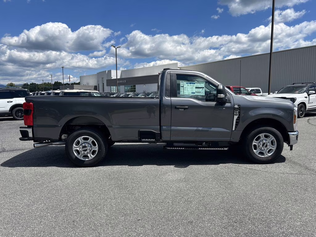 2026 Carbonized Gray Metallic Ford Super Duty F-250 SRW XLT RWD Truck