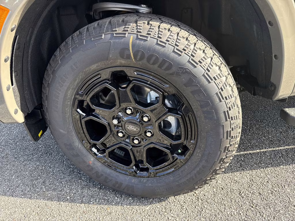 2025 Gray Ford Ranger XLT 4X4 Truck