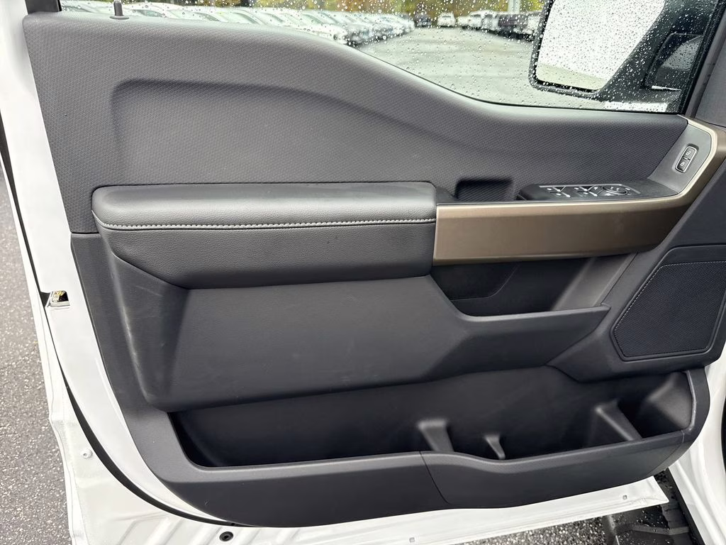 2025 Oxford White Ford F-150 STX 4X4 Truck