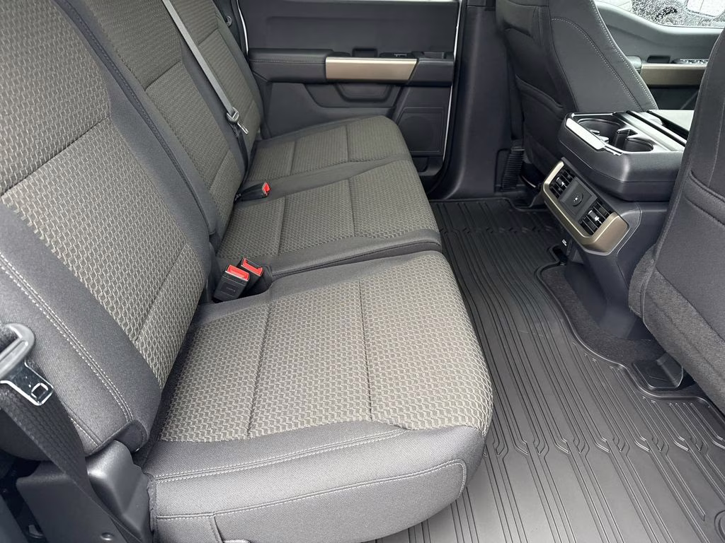 2025 Oxford White Ford F-150 STX 4X4 Truck