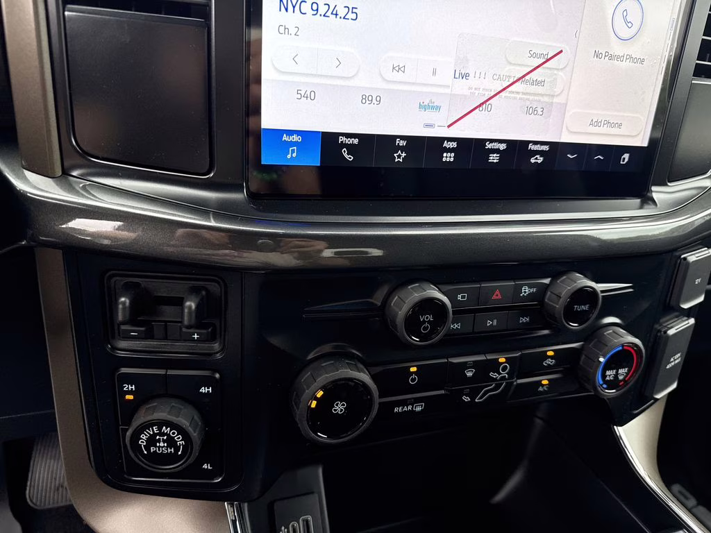 2025 Oxford White Ford F-150 STX 4X4 Truck