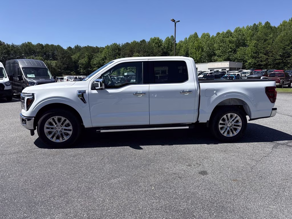 2026 Oxford White Ford F-150 Lariat RWD Truck