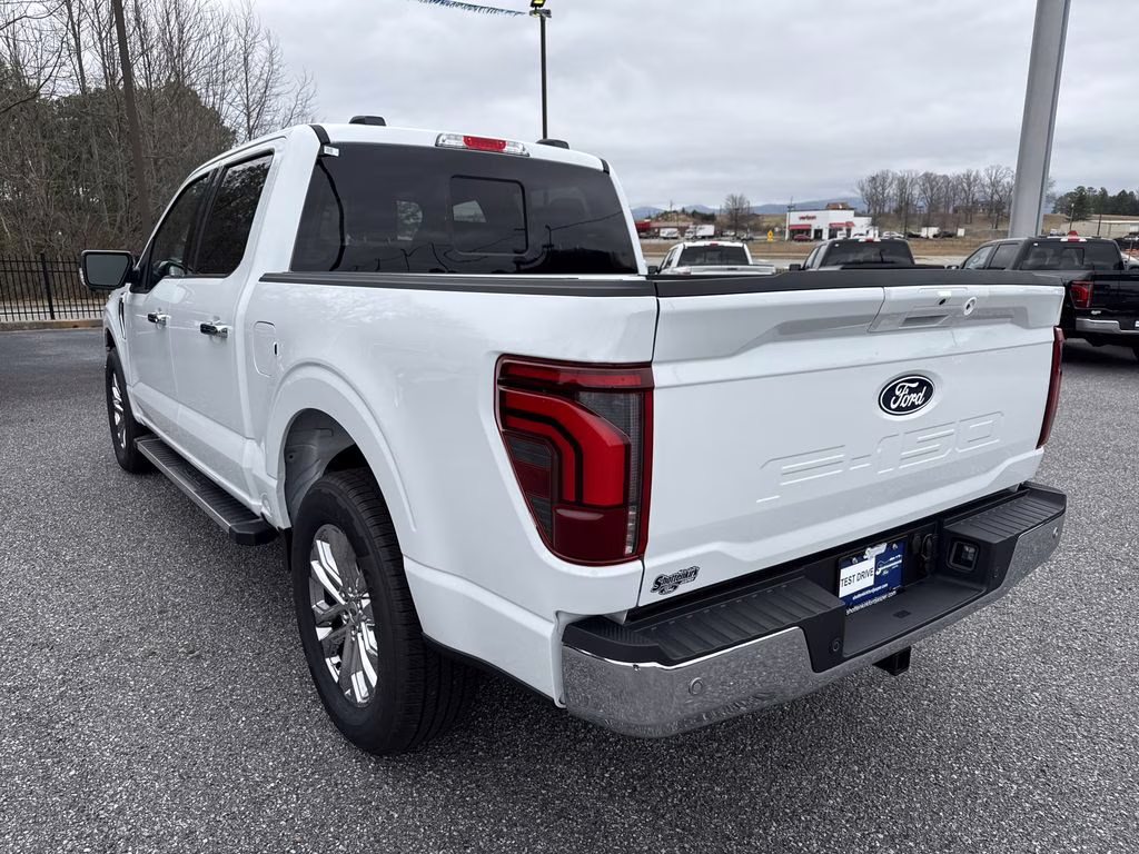 2026 Oxford White Ford F-150 Lariat RWD Truck
