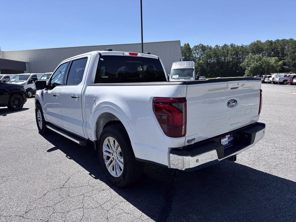 2026 Oxford White Ford F-150 Lariat RWD Truck