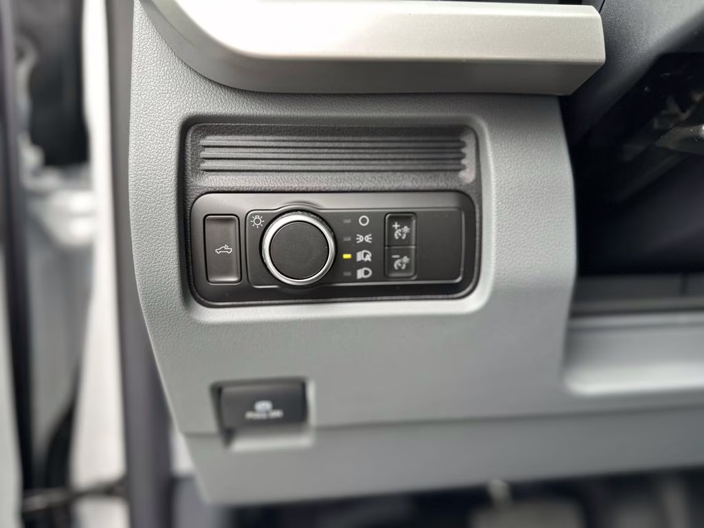 2025 Oxford White Ford Super Duty F-250 SRW XL RWD Truck