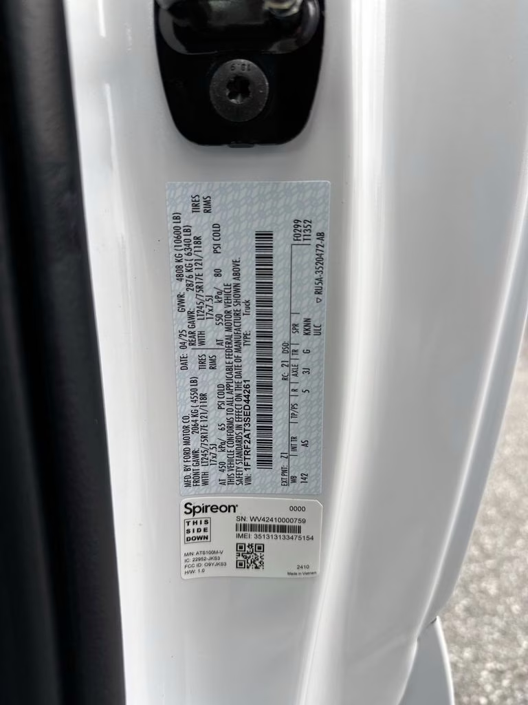 2025 Oxford White Ford Super Duty F-250 SRW XL RWD Truck