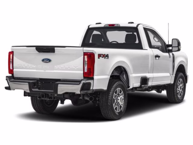 2026 Oxford White Ford Super Duty F-350 SRW XLT RWD Truck