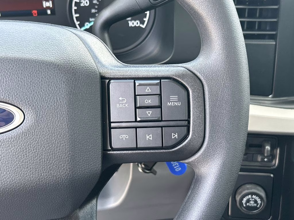 2026 Oxford White Ford Super Duty F-350 SRW XLT RWD Truck