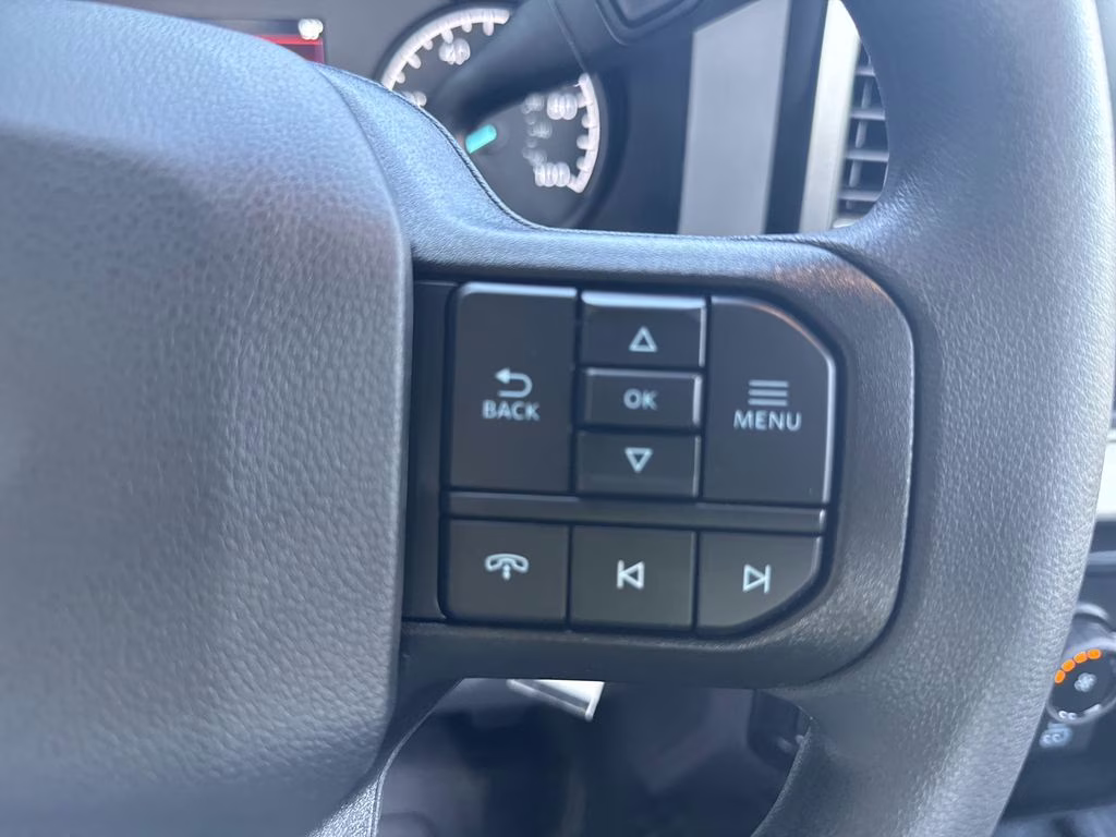 2026 Oxford White Ford Super Duty F-350 SRW XL RWD Truck