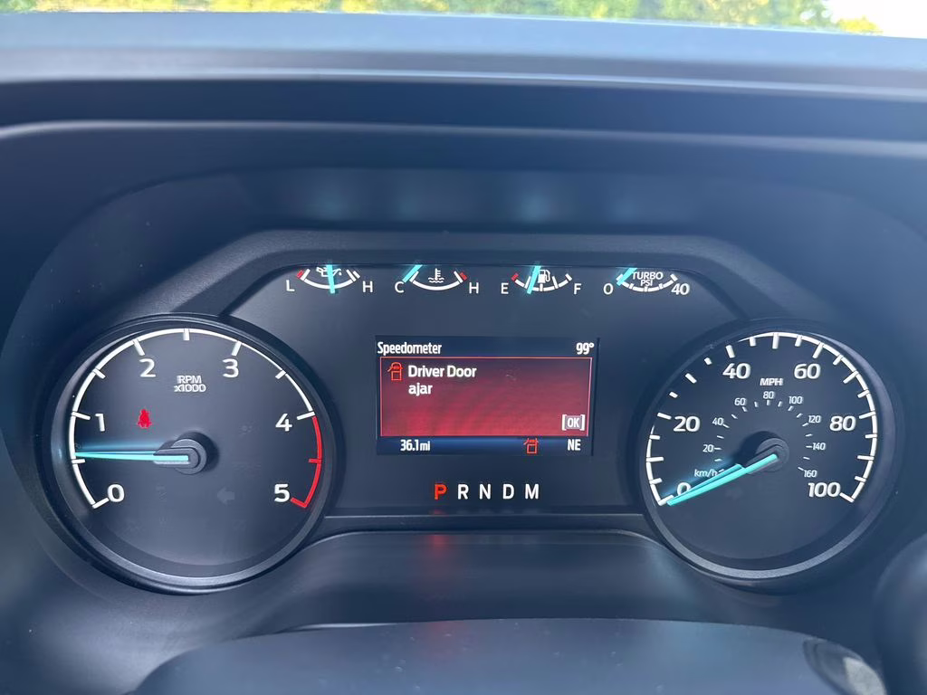 2026 Oxford White Ford Super Duty F-350 SRW XL RWD Truck