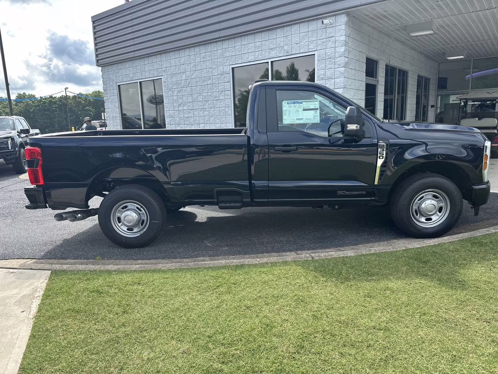 2025 Antimatter Blue Metallic Ford Super Duty F-350 SRW XL RWD Truck