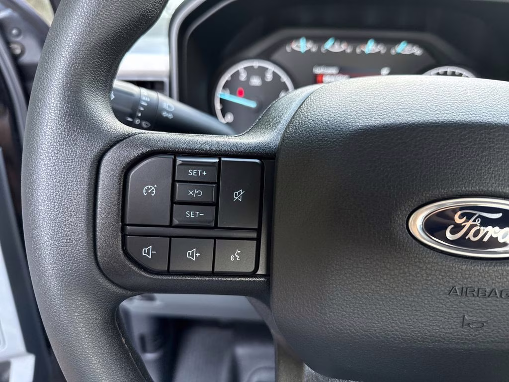 2026 Agate Black Metallic Ford Super Duty F-350 SRW XL RWD Truck