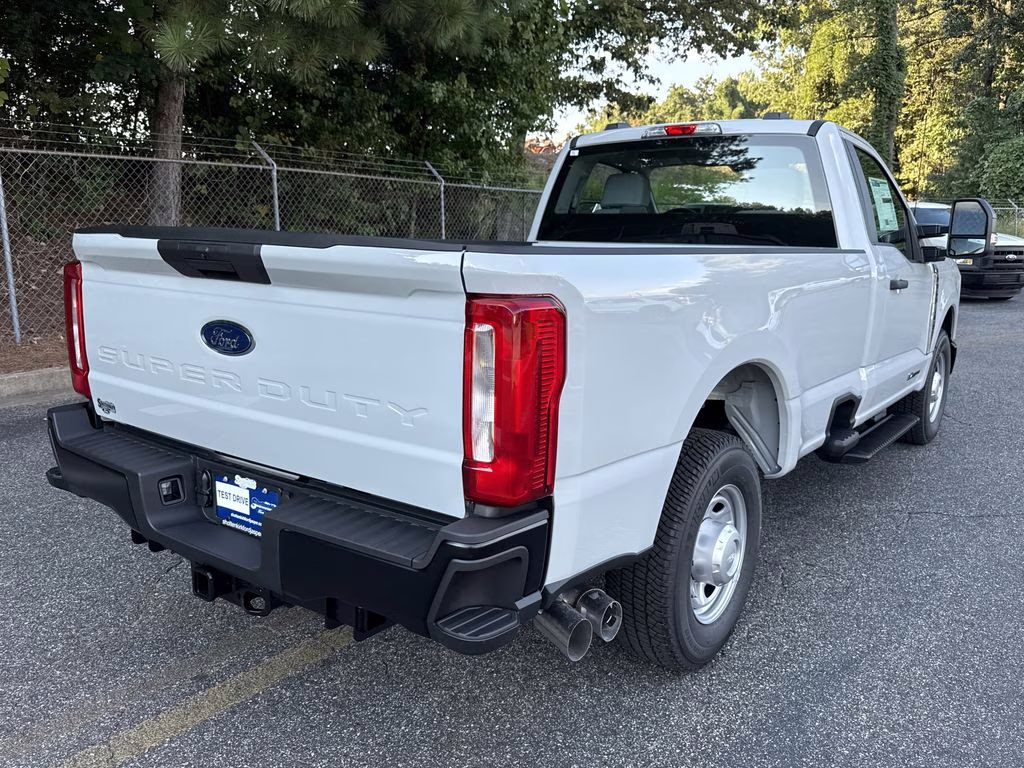 2026 Avalanche Ford Super Duty F-350 SRW XL RWD Truck