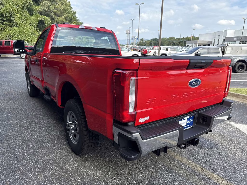 2026 Race Red Ford Super Duty F-350 SRW XL RWD Truck