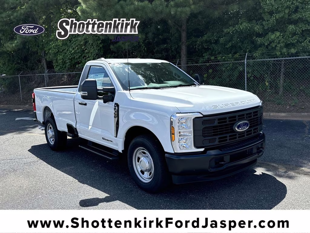 2025 Oxford White Ford Super Duty F-350 SRW XL RWD Truck