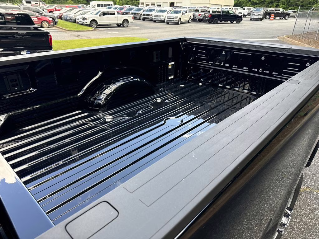 2025 Agate Black Metallic Ford Super Duty F-350 SRW XL RWD Truck