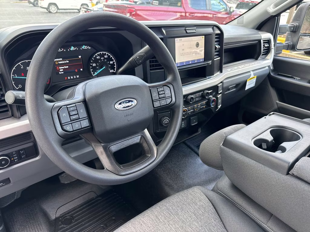 2025 Agate Black Metallic Ford Super Duty F-350 SRW XL RWD Truck