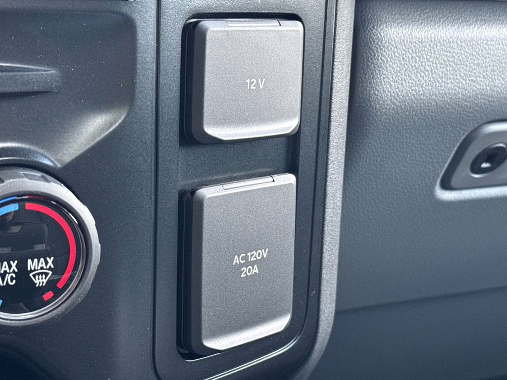 2025 Agate Black Metallic Ford Super Duty F-350 SRW XL RWD Truck