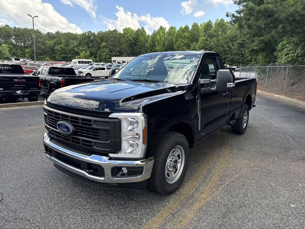 2025 Agate Black Metallic Ford Super Duty F-350 SRW XL RWD Truck