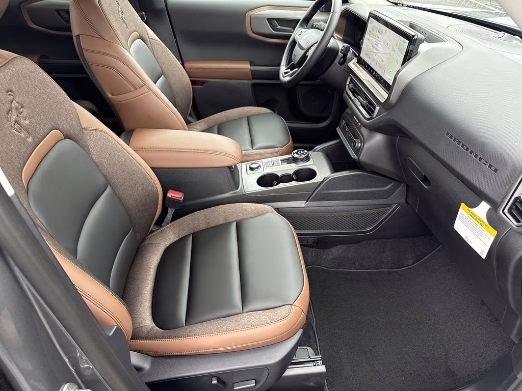 2025 Carbonized Gray Metallic Ford Bronco Sport Outer Banks 4X4 SUV