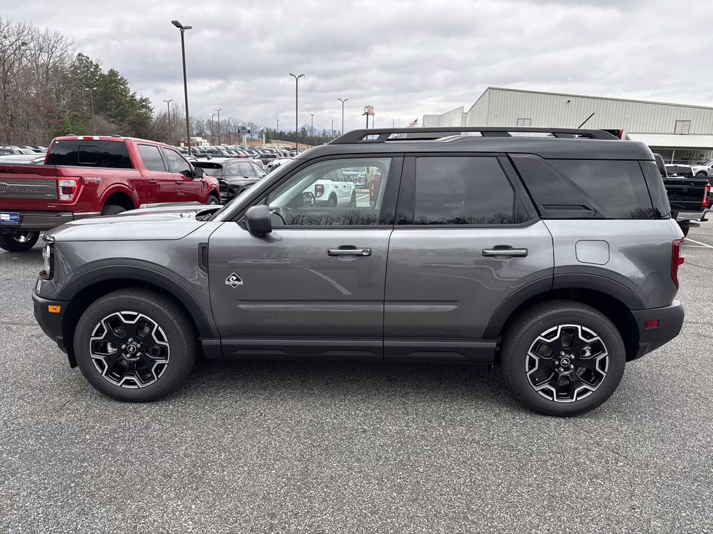 2025 Carbonized Gray Metallic Ford Bronco Sport Outer Banks 4X4 SUV