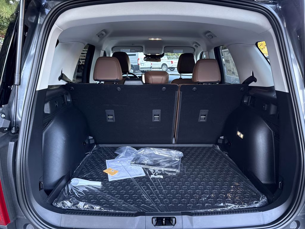 2025 Carbonized Gray Metallic Ford Bronco Sport Outer Banks 4X4 SUV