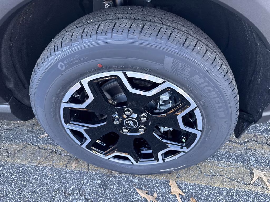 2025 Shadow Black Ford Bronco Sport Outer Banks 4X4 SUV