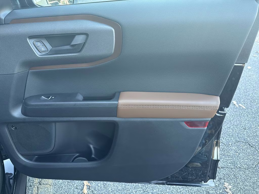 2025 Shadow Black Ford Bronco Sport Outer Banks 4X4 SUV