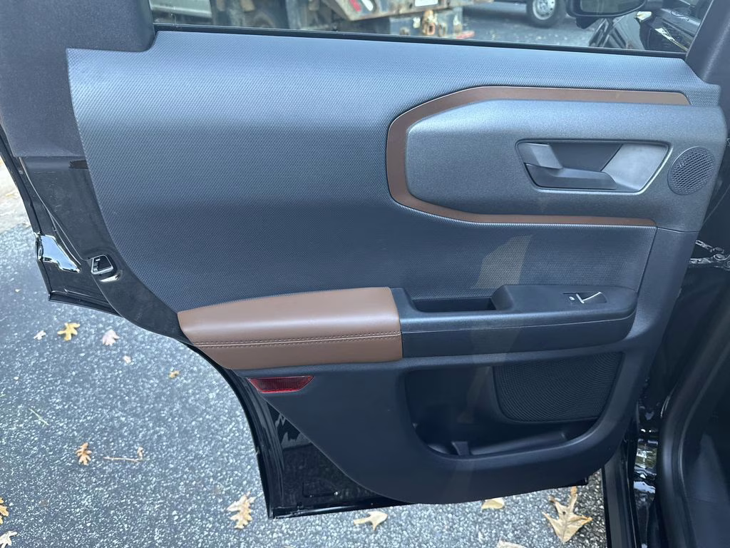 2025 Shadow Black Ford Bronco Sport Outer Banks 4X4 SUV