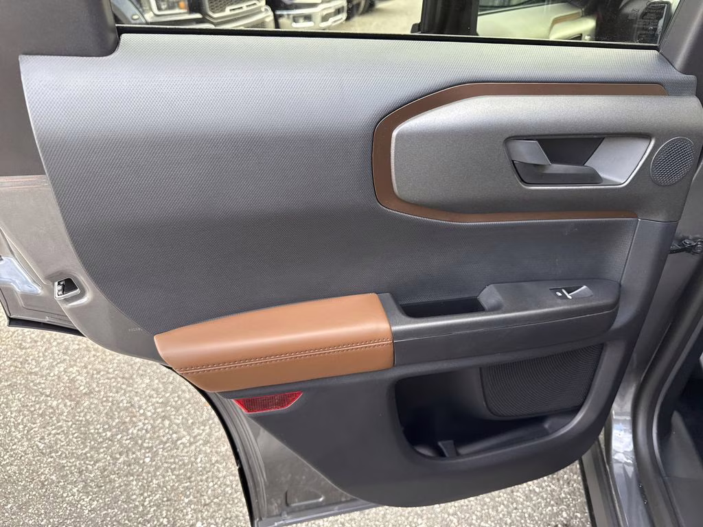 2025 Carbonized Gray Metallic Ford Bronco Sport Outer Banks 4X4 SUV