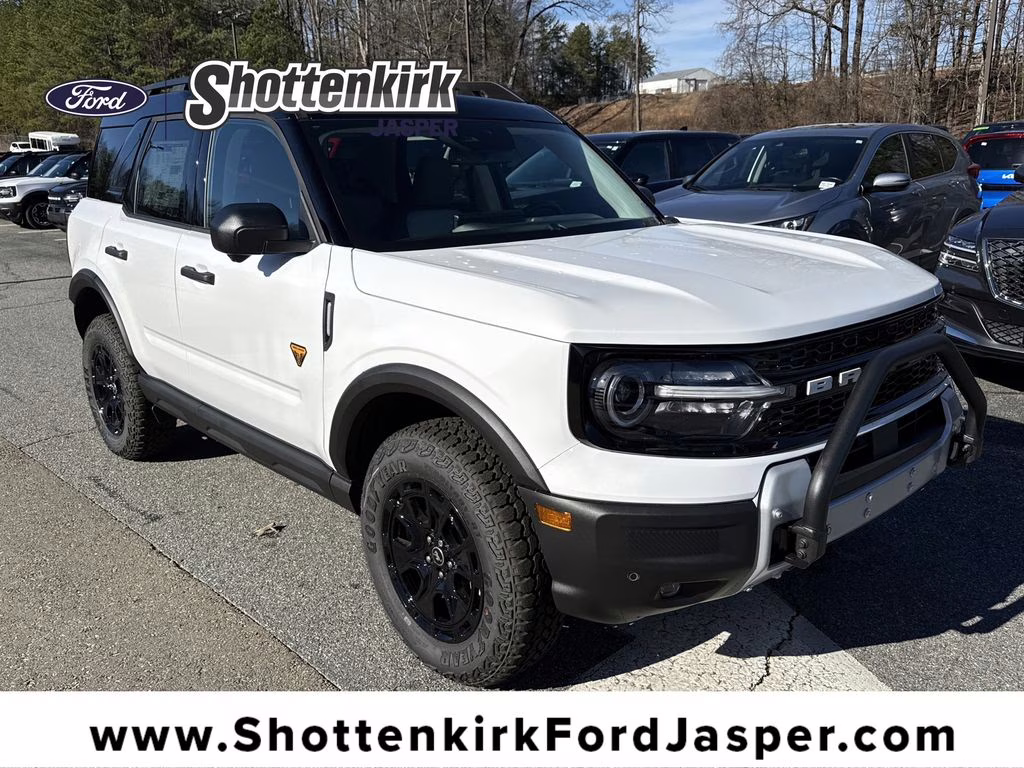 2025 Oxford White Ford Bronco Sport Badlands 4X4 SUV