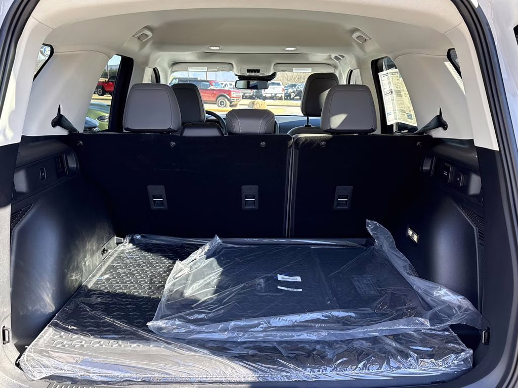 2025 Oxford White Ford Bronco Sport Badlands 4X4 SUV