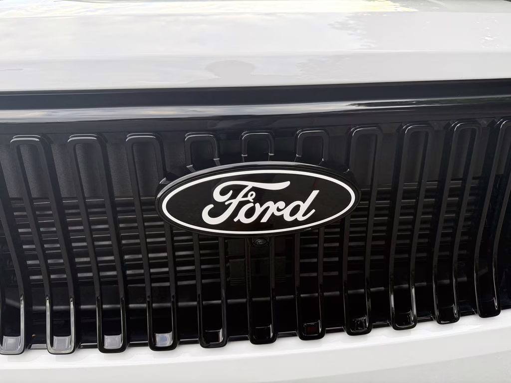 2025 Oxford White Ford Maverick Lobo High AWD Truck