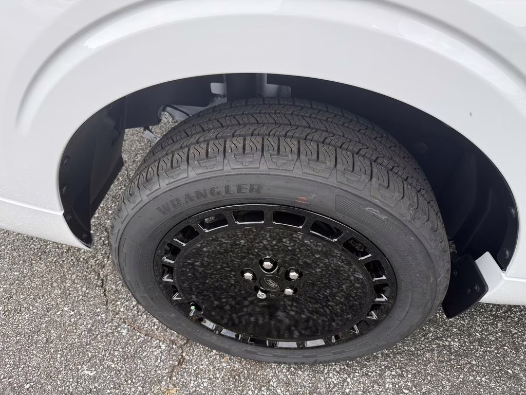 2025 Oxford White Ford Maverick Lobo High AWD Truck