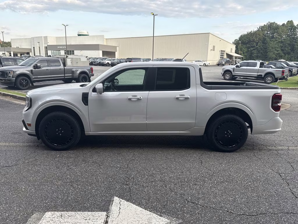 2025 Oxford White Ford Maverick Lobo High AWD Truck