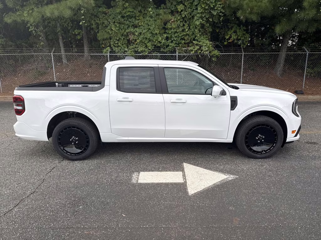 2025 Oxford White Ford Maverick Lobo High AWD Truck
